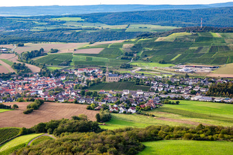 From the southeast in Waldböckelheim in the state Rhineland-Palatinate, Germany