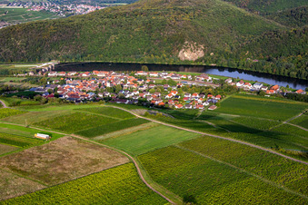 Aerial view of From the west in Niederhausen in the state Rhineland-Palatinate, Germany