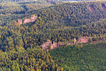 Büttelfels and Lämmerfelsen in Dahn in the state Rhineland-Palatinate, Germany