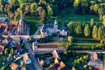 Aerial photograpy of Château de Froeschwiller in Frœschwiller in the state Bas-Rhin, France
