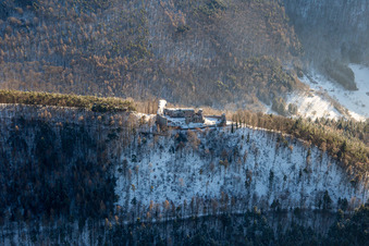 Neuscharfeneck castle ruins from the north in winter with snow in Flemlingen in the state Rhineland-Palatinate, Germany