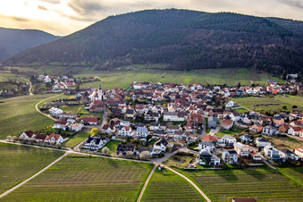 From the east in Weyher in der Pfalz in the state Rhineland-Palatinate, Germany