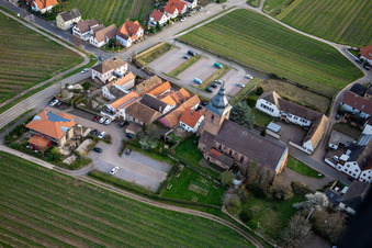 Aerial photograpy of The Wine House - Vinothek Meßmer, Ritterhof zur Rose in Burrweiler in the state Rhineland-Palatinate, Germany
