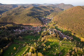 From the southwest in Spirkelbach in the state Rhineland-Palatinate, Germany