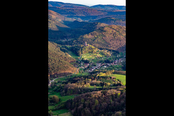 Aerial view of Berwartstein Castle from the north in Erlenbach bei Dahn in the state Rhineland-Palatinate, Germany