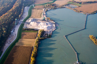 Gravel plant of WOLFF & MÜLLER Quarzsande at the quarry lake in Hagenbach in the state Rhineland-Palatinate, Germany from above