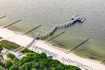 Aerial photograpy of Koserow pier from 2021, 279 m long, special features: - Bell tower of Vineta Seating area for 150 people with sunset cinema Art installation "Man with Bell" Execution B&O Ingenieure, Hamburg Heuvelman Ibis GmbH, Leer in Koserow in the state Mecklenburg-Western Pomerania, Germany