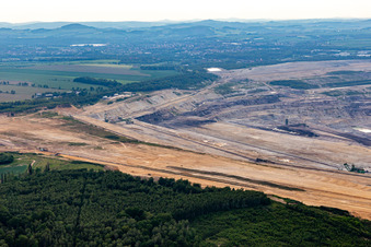 Demolition edge of the brown coal opencast mine "PGE Górnictwo i Energetyka Konwencjonalna Oddział Kopalnia Węgla Brunatnego Turów in Białopole in the state Lower Silesia, Poland
