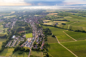 Klingener Straße from the west in the district Ingenheim in Billigheim-Ingenheim in the state Rhineland-Palatinate, Germany