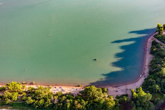 Aerial view of Dog beach at Epplesee in the district Silberstreifen in Rheinstetten in the state Baden-Wuerttemberg, Germany
