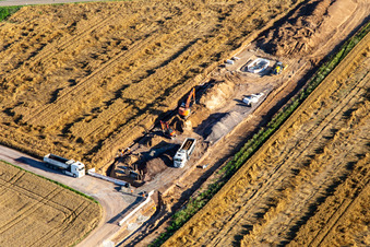 Construction site of the V20 deep drilling site of Vulcan Energy at Schleidberg for the extraction of geothermal energy and lithium in Insheim in the state Rhineland-Palatinate, Germany from above