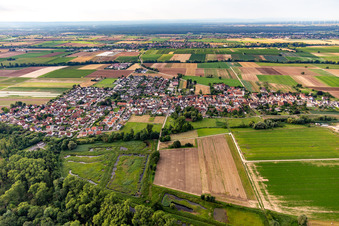 From the north in Freisbach in the state Rhineland-Palatinate, Germany
