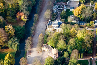 Bathhouse and Apollo Temple in the palace garden Schwetzingen in Schwetzingen in the state Baden-Wuerttemberg, Germany