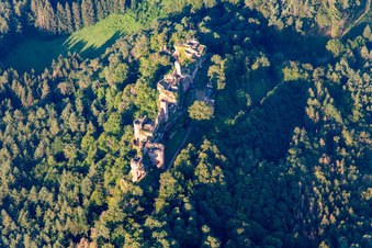 Oblique view of Altdahn castle massif with Granfendahn and Tanstein castle ruins in Dahn in the state Rhineland-Palatinate, Germany