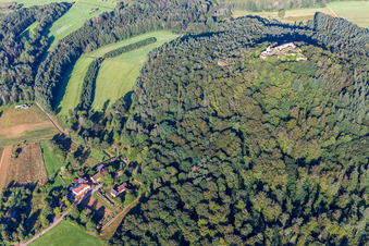 Aerial photograpy of Cramerhaus hut and game restaurant at the foot of the Lindelbrunn castle ruins in Vorderweidenthal in the state Rhineland-Palatinate, Germany