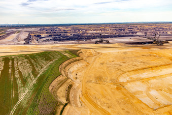 Edge of the still-arable land for the western expansion of the Garzweiler open-cast lignite mine in the district Immerath in Erkelenz in the state North Rhine-Westphalia, Germany