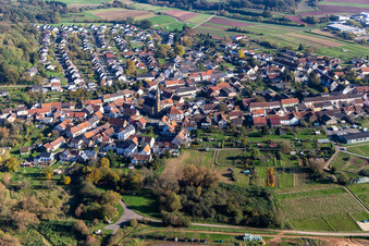 From the northwest in the district Webenheim in Blieskastel in the state Saarland, Germany