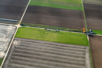 Oblique view of Model airfield of the FMC Offenbach eV in Offenbach an der Queich in the state Rhineland-Palatinate, Germany