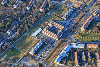 Center with BBBank, Sparkasse, EDEKA Behrens in the district Waldstadt in Karlsruhe in the state Baden-Wuerttemberg, Germany