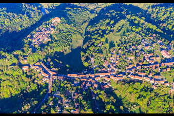 View of the town in the hilly Alsace of the Northern Vosges with Lützelstein Castle / Château de La Petite-Pierre in the morning from the northeast in La Petite-Pierre in the state Bas-Rhin, France
