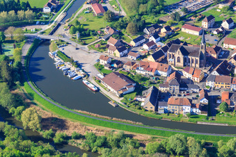 Aerial view of Marina Port de Plaisance de Wittring on the Canal des houllères de la Sarre in Wittring in the state Moselle, France