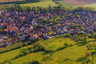 Brunnenstraße Waldstr in Tauberrettersheim in the state Bavaria, Germany