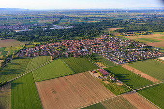 View of the town from the southwest in Steinweiler in the state Rhineland-Palatinate, Germany out of the air