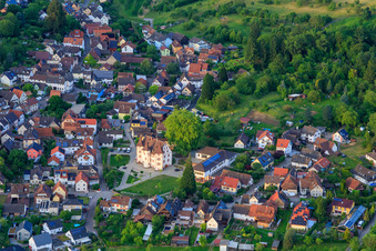 Oblique view of Village view from the southwest with Schmieheim Castle in the district Schmieheim in Kippenheim in the state Baden-Wuerttemberg, Germany