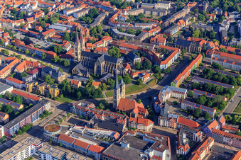Hoher Weg x Fish Market with St. Martini Church on Matiniplan, Cathedral and Cathedral Treasury Halberstadt in the district Diocese Halberstadt in Halberstadt in the state Saxony-Anhalt, Germany