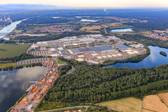 Daimler Truck AG, Mercedes-Benz plant in Wörth from Norden in Wörth am Rhein in the state Rhineland-Palatinate, Germany