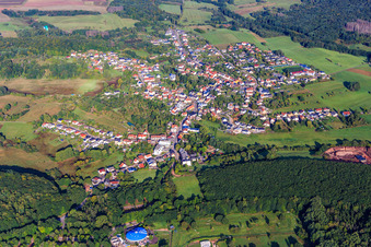 From the southeast in the district Bosen in Nohfelden in the state Saarland, Germany