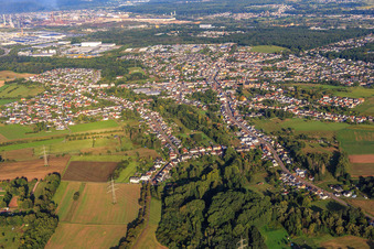 From the southwest in Saarwellingen in the state Saarland, Germany