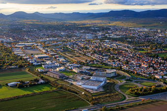 City view from the east at the Landau Mitte exit of the A65 in the district Queichheim in Landau in der Pfalz in the state Rhineland-Palatinate, Germany