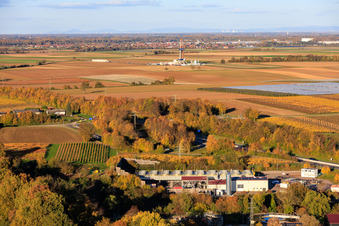 Aerial photograpy of Geothermal power plant Insheim and drilling rig V20 of Vercana GmbH for deep geothermal energy and lithium extraction in front of the Offenbach wind farm, with the GKM Mannheim in the background in Insheim in the state Rhineland-Palatinate, Germany