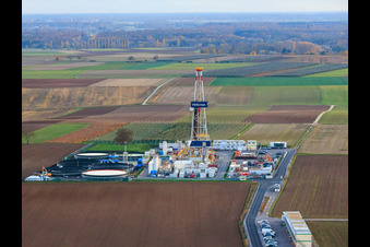 Drilling rig of the V20 deep drilling site of Vulcan Energy at Schleidberg for the extraction of geothermal energy and lithium in Insheim in the state Rhineland-Palatinate, Germany from a drone