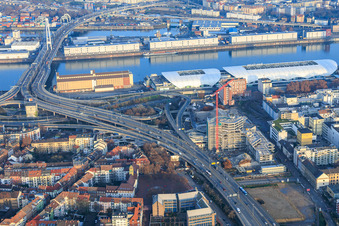Oblique view of Partially demolished former Ludwigshafen town hall in the former town hall center on the still-to-be-demolished elevated highway (B44) in the district Mitte in Ludwigshafen am Rhein in the state Rhineland-Palatinate, Germany