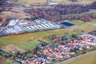 Almost completed new building of the logistics park by HANSAINVEST and DFI-Real-Estate Kandel for FRISCHEPLATTFORM SÜDWEST of Gemüsering Stuttgart GmbH in the district Minderslachen in Kandel in the state Rhineland-Palatinate, Germany