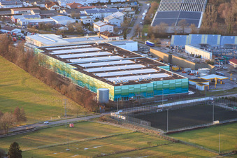Oblique view of Almost completed new building of the logistics park by HANSAINVEST and DFI-Real-Estate Kandel for FRISCHEPLATTFORM SÜDWEST of Gemüsering Stuttgart GmbH in the district Minderslachen in Kandel in the state Rhineland-Palatinate, Germany