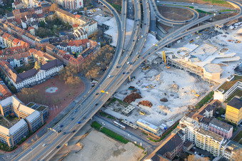 Site of the future Helmut-Kohl-Allee on the grounds of the former Rathaus Center, which has been demolished down to its foundations, located on the still-to-be-demolished Hochstraße Nord (B44) in the district Mitte in Ludwigshafen am Rhein in the state Rhineland-Palatinate, Germany