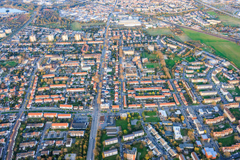 Maudacher Straße from the west in the district Gartenstadt in Ludwigshafen am Rhein in the state Rhineland-Palatinate, Germany