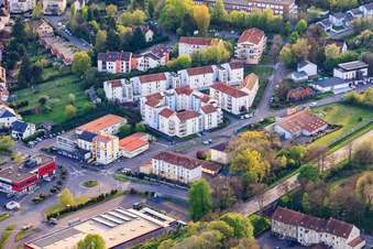 Rue en Verrerie with Pharmacie Sainte Marie in the district Centre Ville Felsberg in Saint-Avold in the state Moselle, France