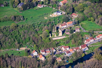 Château de Frauenberg above the Blies in Frauenberg in the state Moselle, France