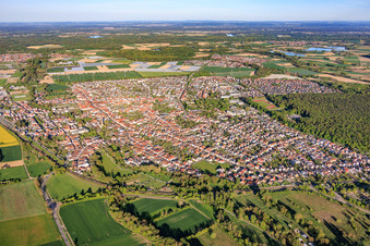 From the west in Rülzheim in the state Rhineland-Palatinate, Germany