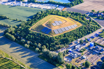 Greened landfill with PV system at the sewage treatment plant Speyer in the district Ludwigshof in Speyer in the state Rhineland-Palatinate, Germany