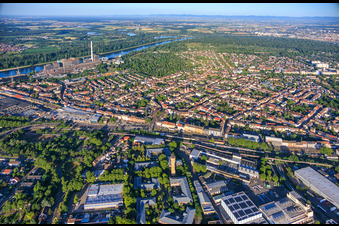 Overview of the northern district from Neckarauer Straße to the forest park on the Rhine in the district Neckarau in Mannheim in the state Baden-Wuerttemberg, Germany