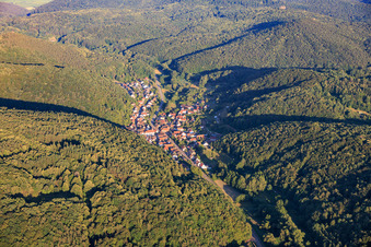 From the northwest in Waldrohrbach in the state Rhineland-Palatinate, Germany