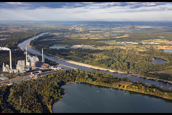 Low water on the Rhine between the Rhine port steam power plant Karlsruhe and Knielinger See in the district Knielingen in Karlsruhe in the state Baden-Wuerttemberg, Germany