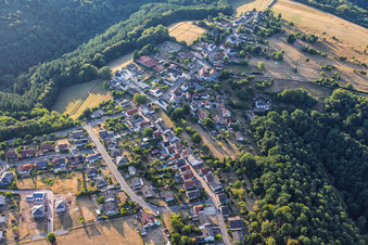 From the northwest in the district Hochstellerhof in Trulben in the state Rhineland-Palatinate, Germany