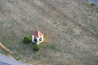 Wayside shrine on Rue d'Urbach in Epping in the state Moselle, France