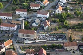 Église Saint Donat and cemetery in Epping in the state Moselle, France